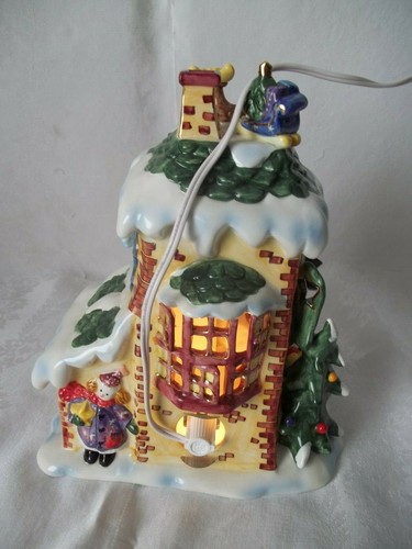 Grandeur Noel 2002 Lighted Ceramic Holiday House In Box Very Good Condition - Picture 9 of 12