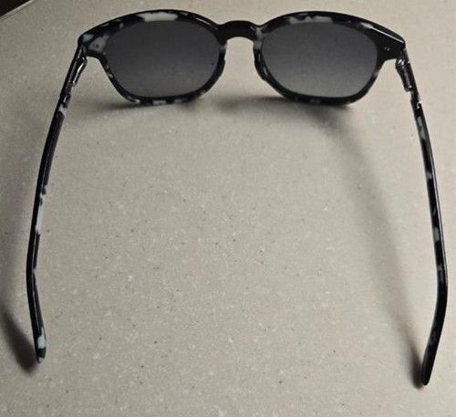 Oakley Sunglasses Ringer OO2047-02 Black White Round Horn Rim with Blue Lenses - Picture 6 of 8