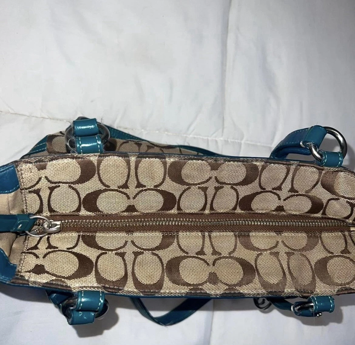 Coach vintage Y2K F14281 modello classico C con accenti blu