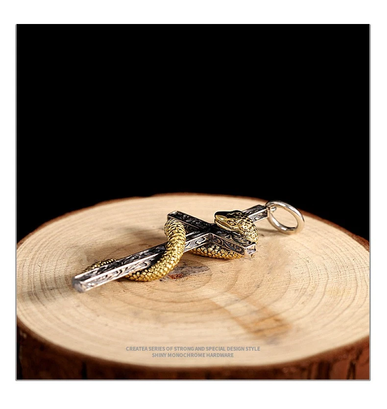 Colgante Cruz Serpiente Vintage Plata de Ley 925 y Latón Gótico Motociclista Dije Foto 3 de 4