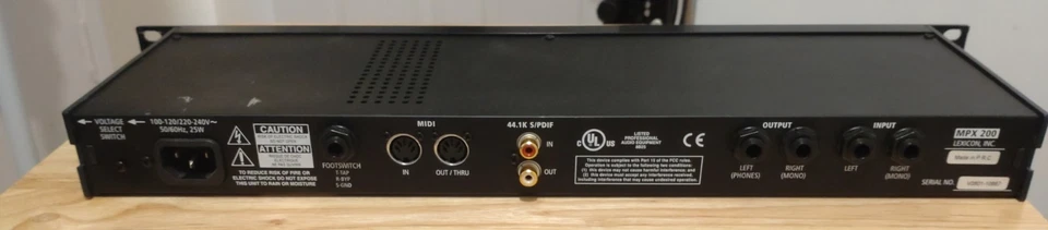 Lexicon MPX200 Rack Reverb And Multi FX Processor Unit - Image 2 of 2