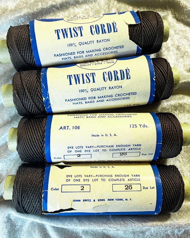 4 spools vintage Dritz Twist Corde 100% rayon crochet yarn brown