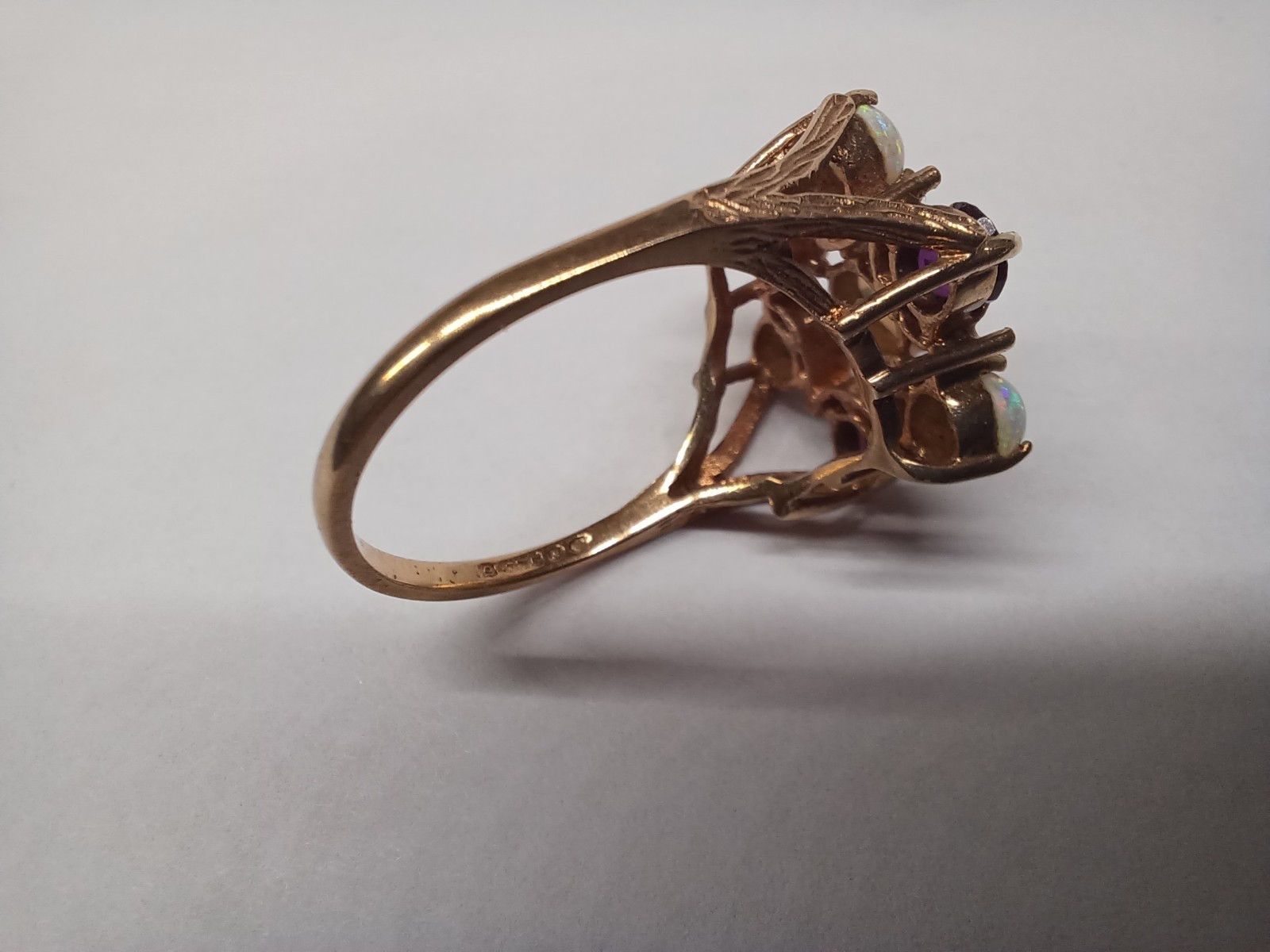 Vintage 9k Gold Ruby/Opal Ring - image 15