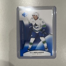 Upper Deck hockey 2023-24 SP Nils Hoglander Blue #57 Canucks Card
