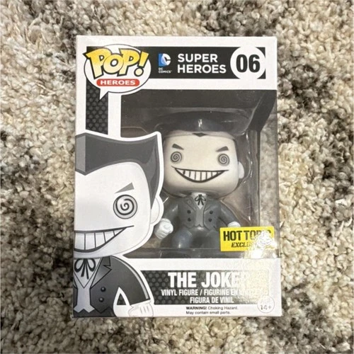 Funko Pop! Vinyl The Joker #06 Hot Topic Exclusive DC Comics Super Heroes