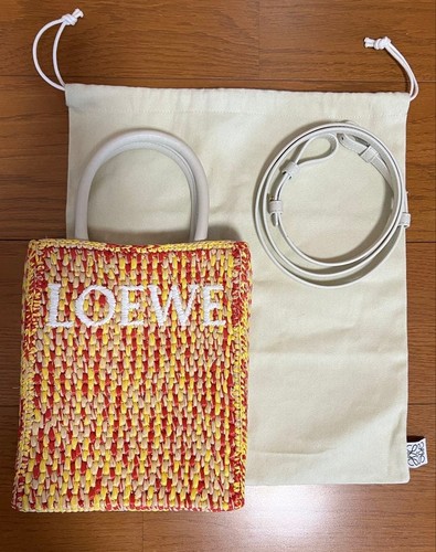LOEWE Standard A5 Tote Basket Bag Raffia