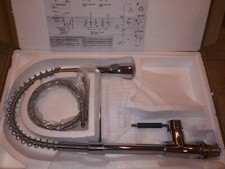 UNIQUE Single Handle Spring Pull Down Sprayer Kitchen Faucet in Chrome - L K
