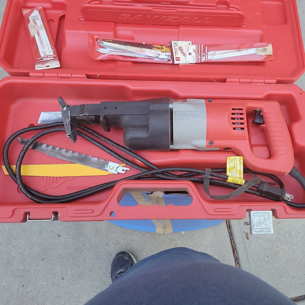 Milwaukee 6509 21 Heavy Duty Corded Sawzall 6.5A 3 4