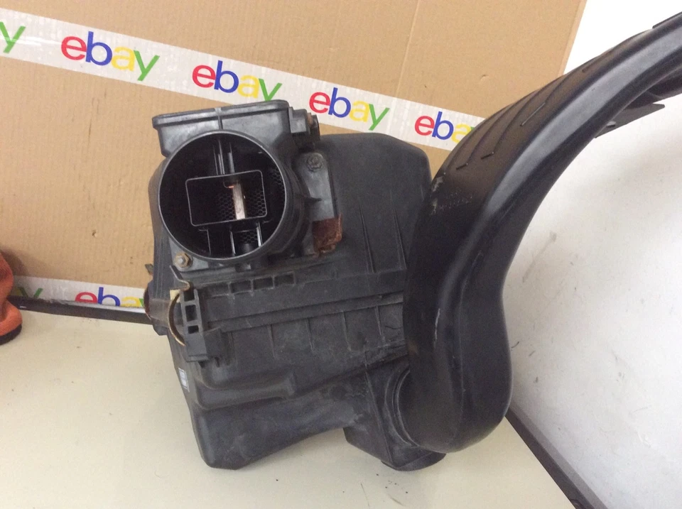 99- 03 MITSUBISHI GALANT MASS AIR FLOW AIR CLEANER BOX FULL ASSEMBLY OEM - Image 4 of 4