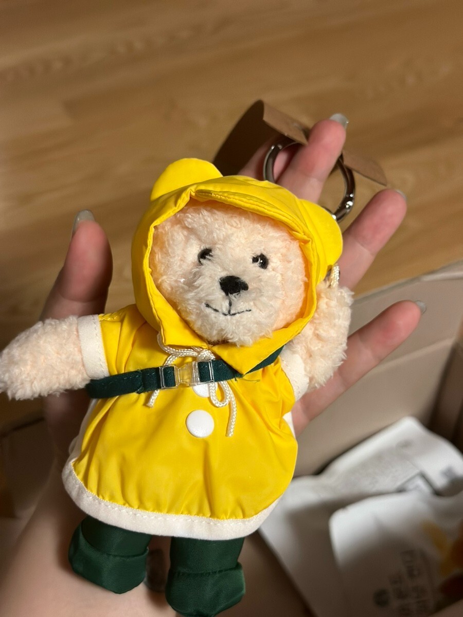 【韓国スタバ】Rainy MD★Rainy Bearista Keychain [Yellow] 韓国スタバ】Rainy MD☆Rainy Bearista Keychain [Yellow