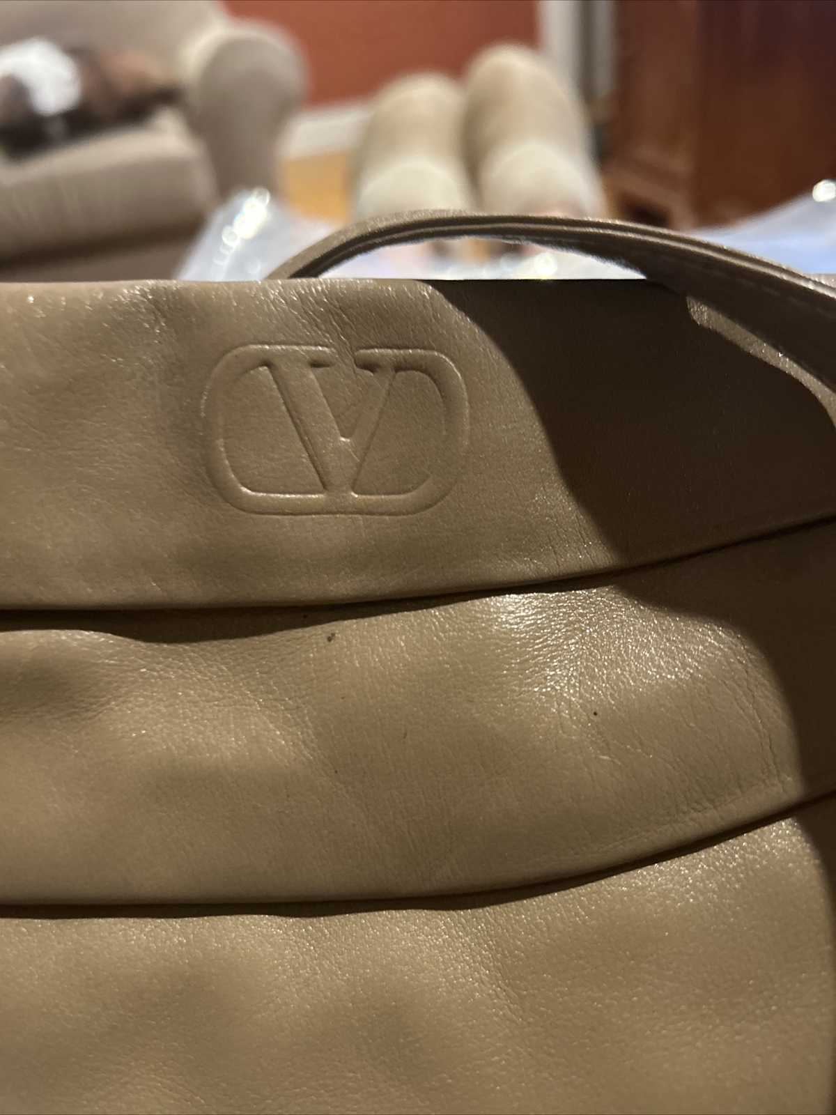 Valentino Garavani Les Sacs Toupe Shoulder Bag thumbnail 4