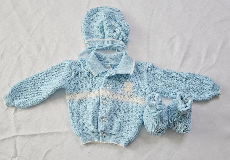 Cárdigan Suéter Sombrero Zapatos Botines Bebé Infantil 3 Piezas Bright Future De Colección Foto 3 de 4