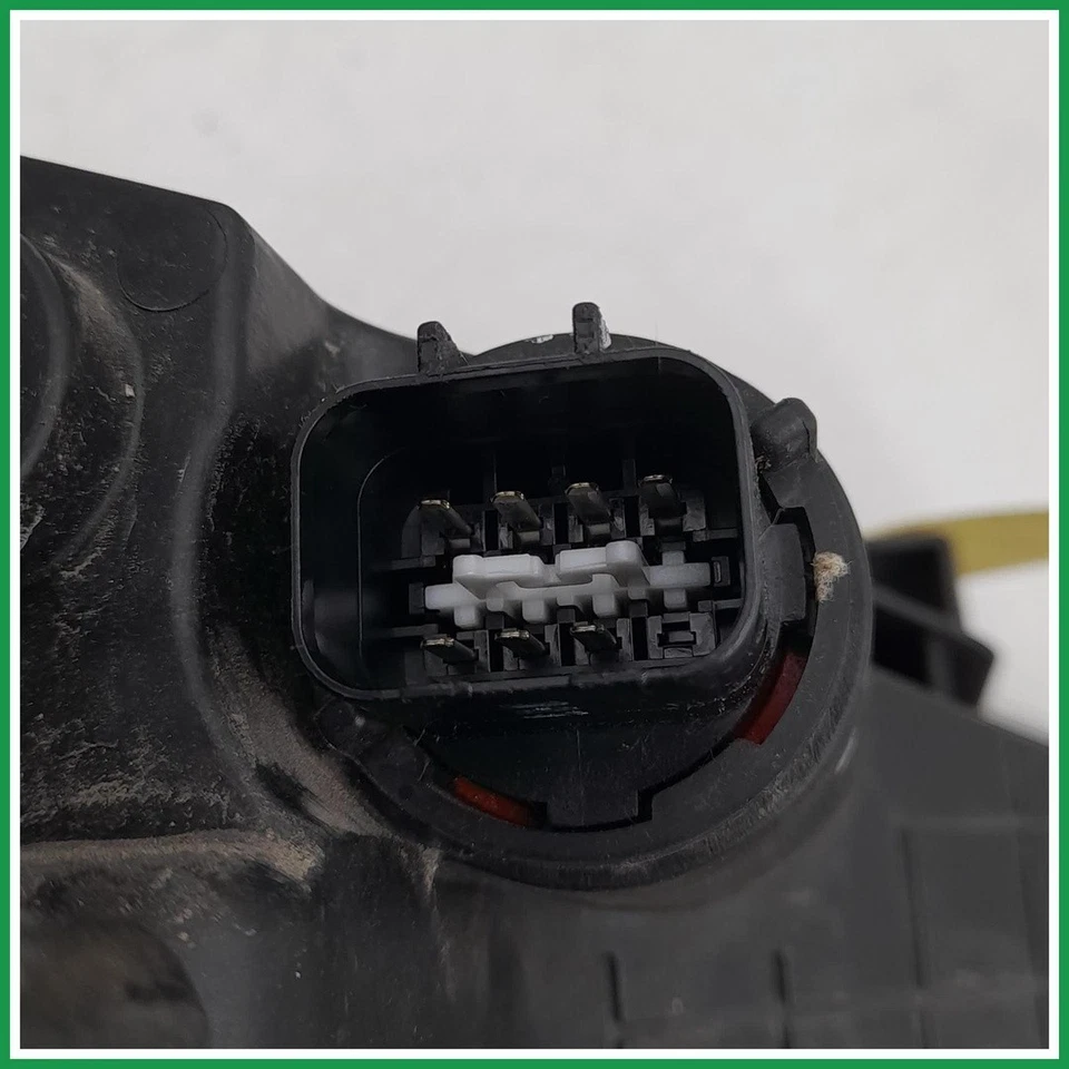 Faro Fanale Proiettore Anteriore SX Hyundai i20 II 92101C8000 2018 2020 - Immagine 4 di 4