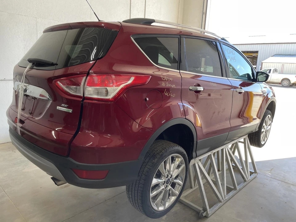 Used Front Left Seat Belt Front fits: 2016 Ford Escape bucket driver retractor F — 第 3/4 张图片