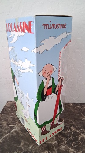 Vintage BECASSINE French 1972 Cloth Doll Original Labeled Illustrated box New - Picture 5 of 8