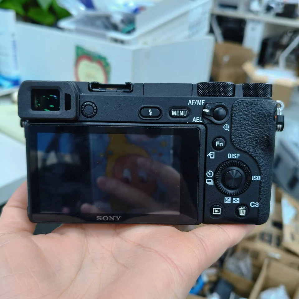 Cámara digital de video Sony Alpha a6500 24,2 MP enfoque automático rápido 4K con lente de 16-50 mm Foto 2 de 4