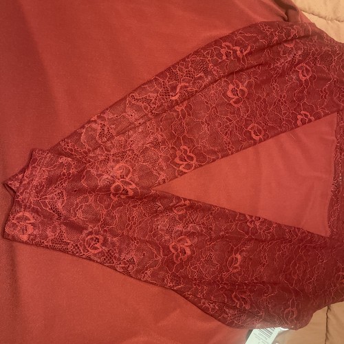 NEW Torrid Burgundy Lace Long Sleeve Shirt (Size 1) - Picture 2 of 9