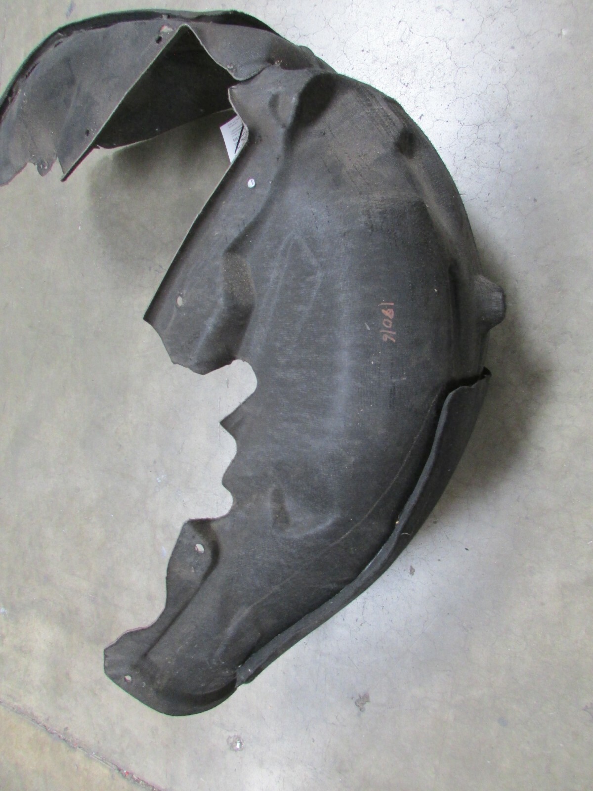 2014 Maserati Quattroporte, LH, Rear Inner Fender Liner, Damaged P/N 670004728