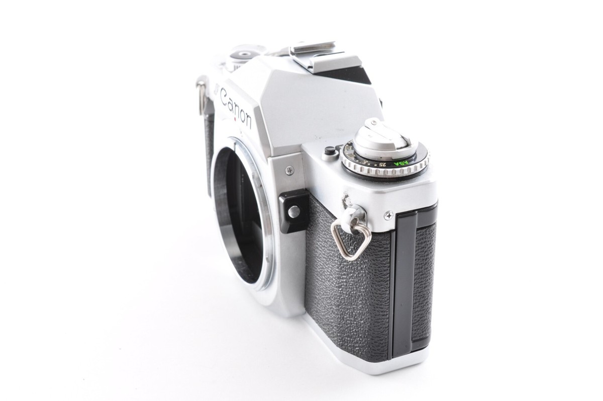 Canon AV-1 / Zoom Lens New FD 35-70mm f/3.5-4.5 Exc+++ SLR Film