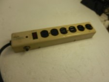 Woods Surge Suppressor 6-Outlet Power Strip - VINTAGE PC   Full Protection