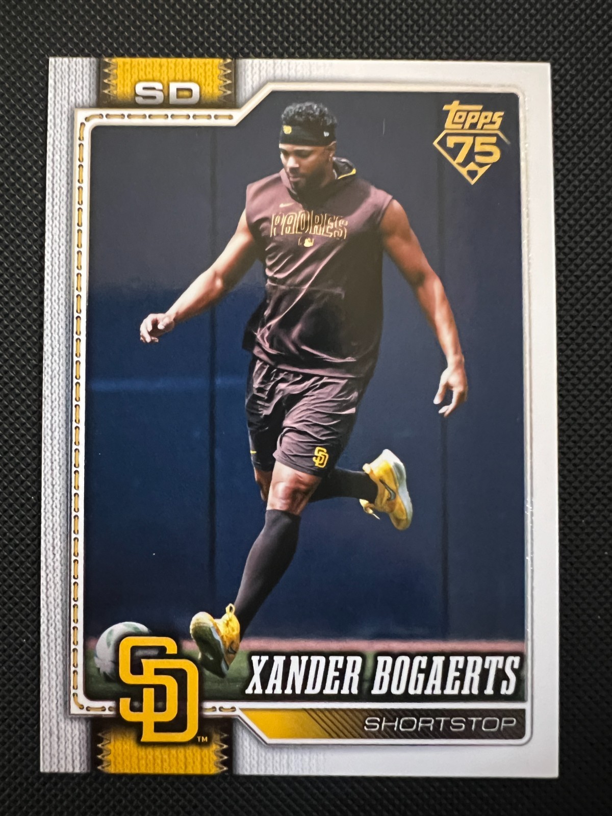 2026 Topps #33 Xander Bogaerts Golden Mirror Padres