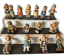 Berta Hummel For Goebel Set Of 14 Christmas Ornaments W/COA See Description 1999