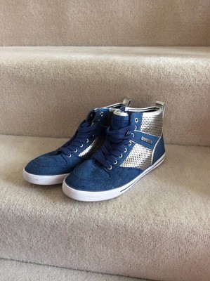guess trainers size 4