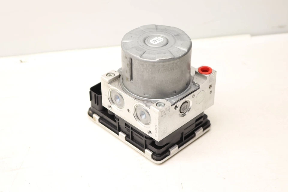 2017-2020 AUDI A3 QUATTRO - ABS PUMP / Module UNIT 5Q0614517GA - Image 3 of 4