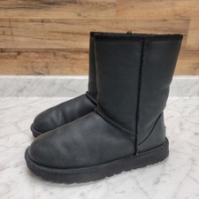 Ugg Classic Short Leather Waterproof Boots S/N 1016559 Women's Size 7-Black