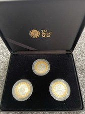 Full Set Proof Silver and Gold Plated £2 Captain Cook Set In Case