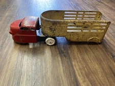 17” Antique Wyandotte Truck And Trailer.  30s,40s,50s Red & Yellow
