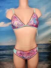 Nwt Cupshe Two Pieces Bikini Set Size Medium Blue Purple Orange Floral