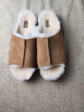 Ugg Greenport Slide/size 8 / Chestnut