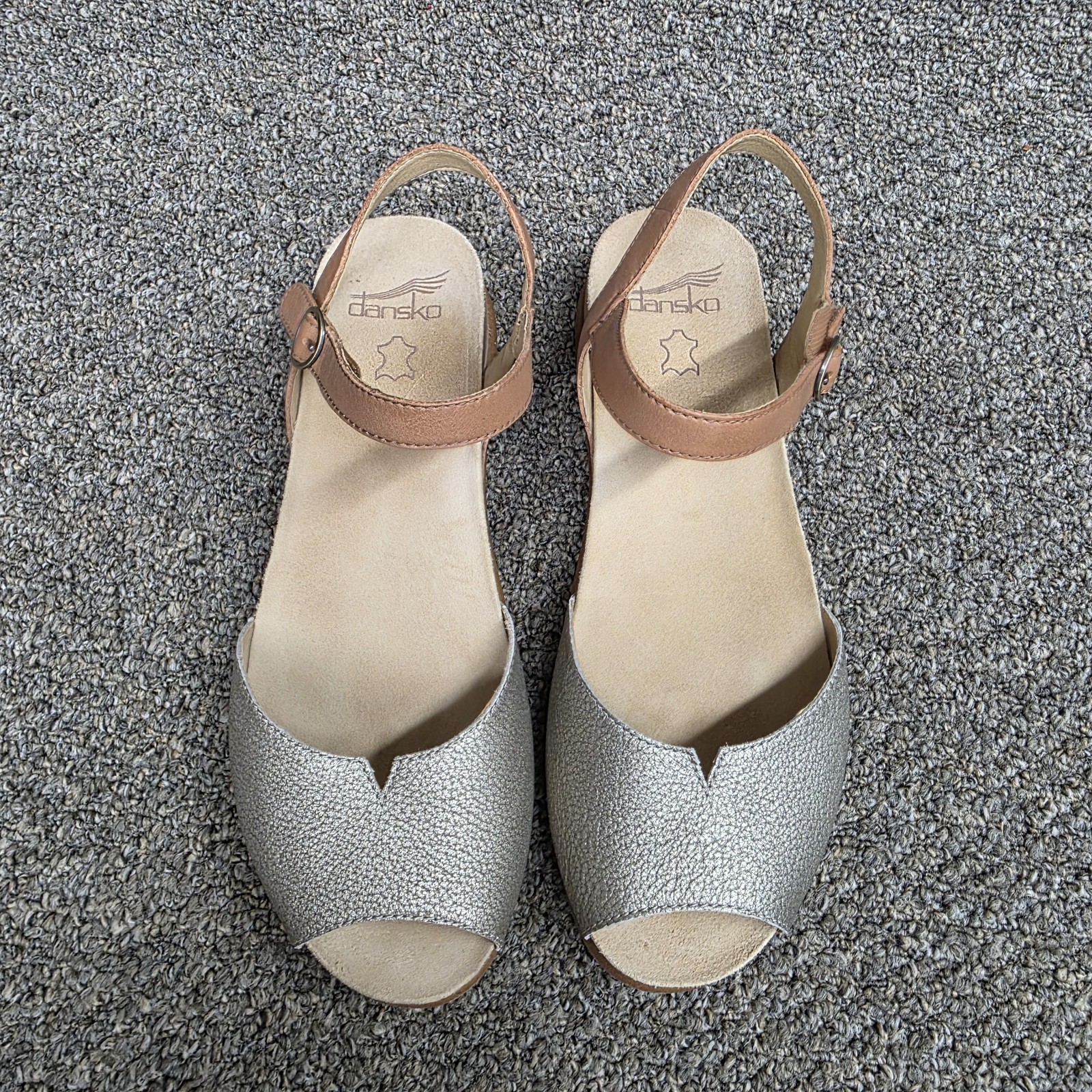 Woman's Sandals Dansko Cass Wedge Sandal Size 39 image 5