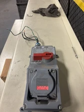 Hubbell Circuit Lock Mechanical Interlock HBLMITL Safety Shroud Twist 30A 480v