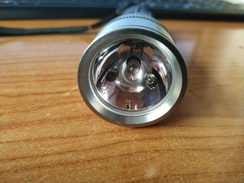 Linterna Energizer halogena + LED 3 AAA - Imagen 5 de 9