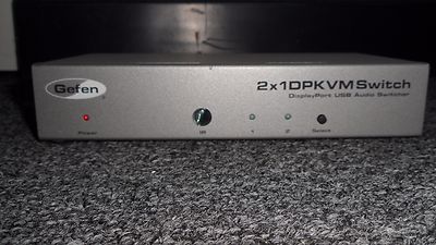 Gefen EXT-DPKVM-241 DisplayPort KVM Switch