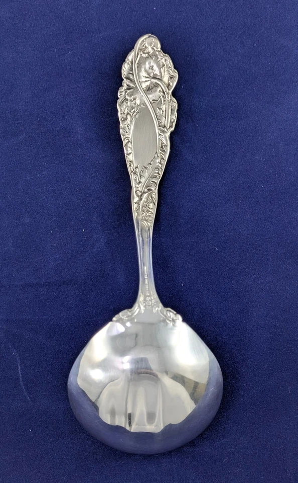 Antiguo cucharón de salsa REED & BARTON 'Love Disarmed' 1899 6,75", TOTALMENTE NUEVO Foto 3 de 4