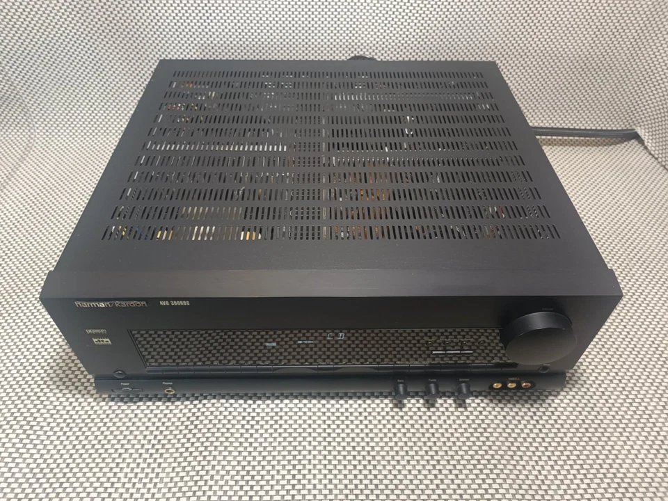 Harman/kardon AVR 300 Surround Receiver Verstärker Ampliefier Digital - Bild 2 von 4