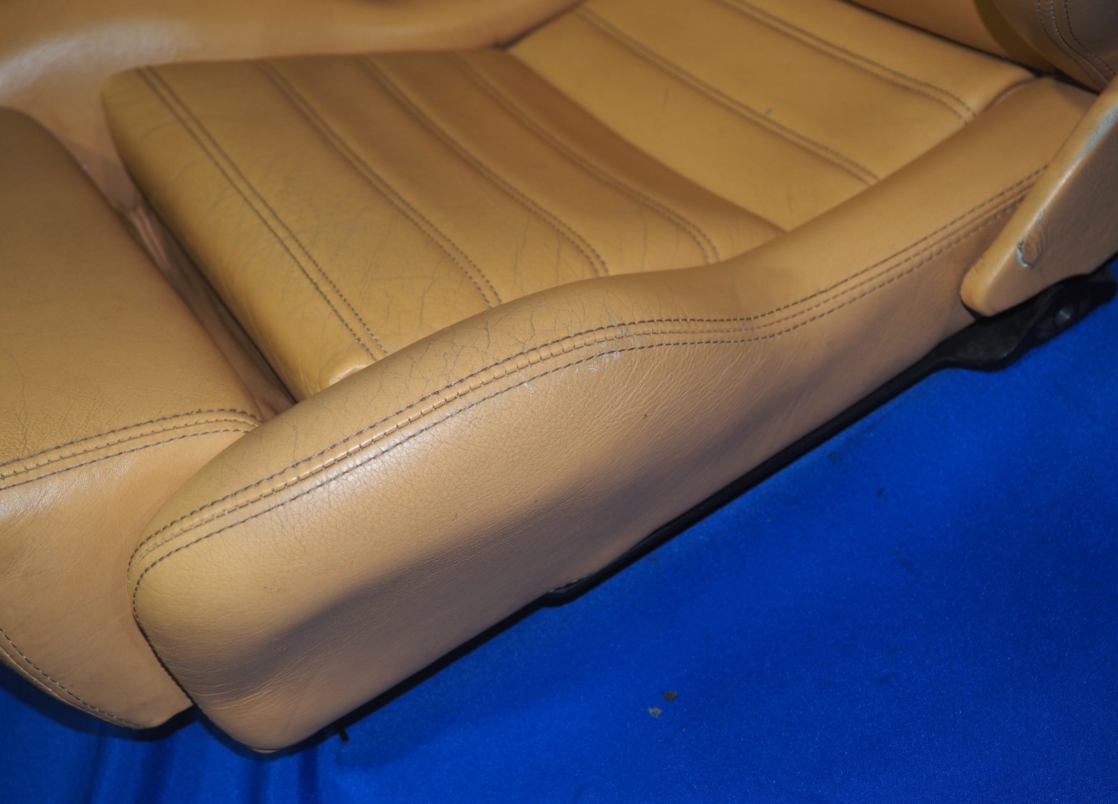 1995-1999 Ferrari F355 Right Passenger Seat Beige Good Condition OEM Complete