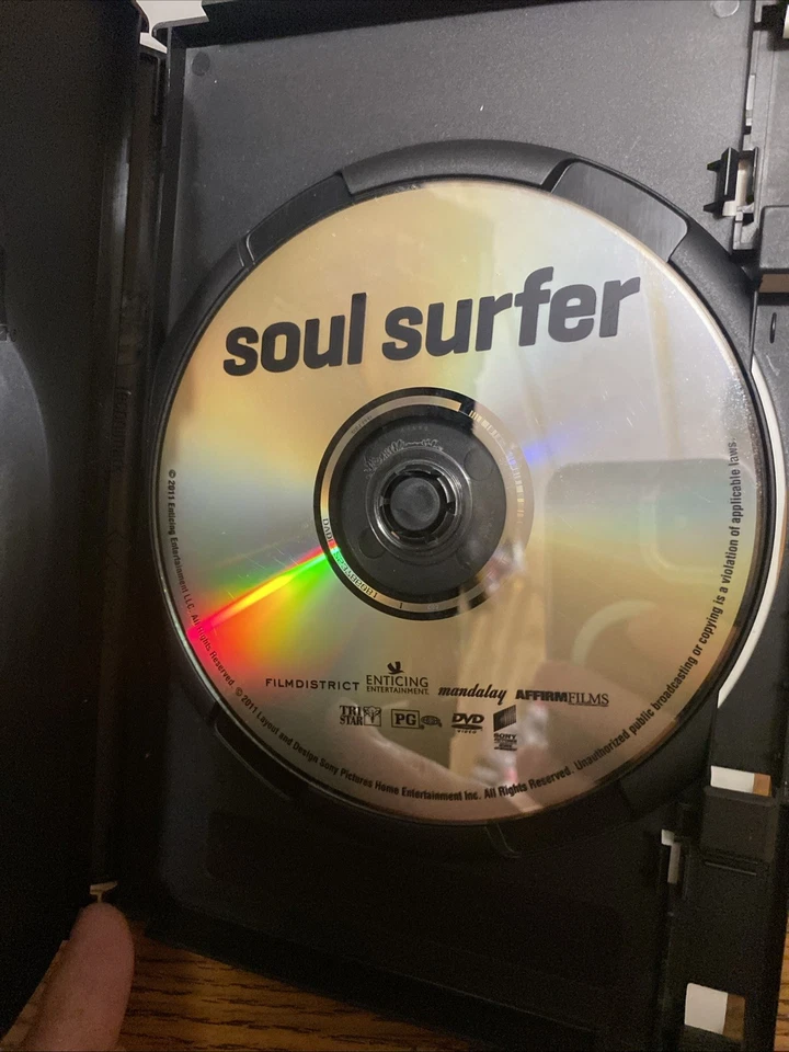 Soul Surfer DVD With Blockbuster Case - Image 3 of 4