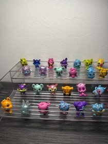 Lot of 33 Hatchimals Colleggtibles Mini Figures