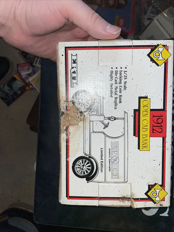 Ertl 1912 Aperto Cabina Winn Dixie Banca Pressofuso 1:25 Scala. (Box Show Wear & - Immagine 3 di 4