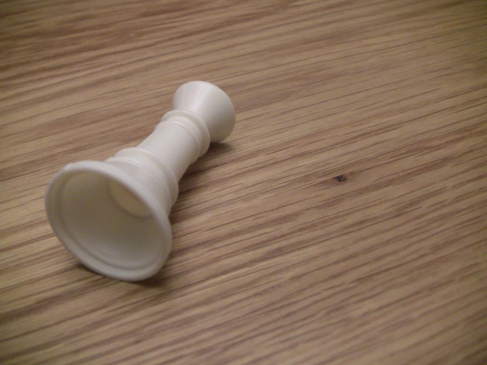 Chess Game Replacement Parts Plastic Hollow-White Queen - Image 2 of 2