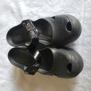 dr scholls nursing clogs