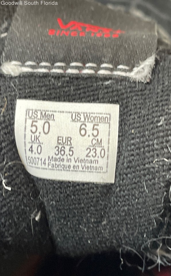 Vans Unisex Stranger Things x Sk8 Black Red High Top Sneaker Shoes Sz M