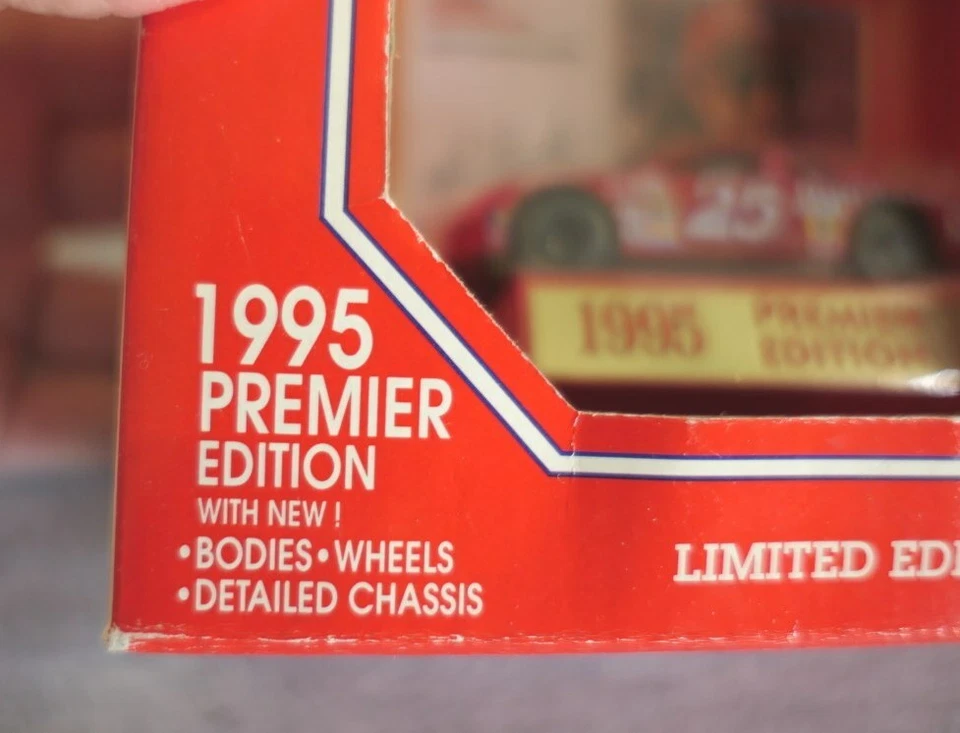 Racing Champions Nascar #25 Ken Schrader Die Cast Race Car 1:64 1995 Ltd Edition - Image 2 of 4