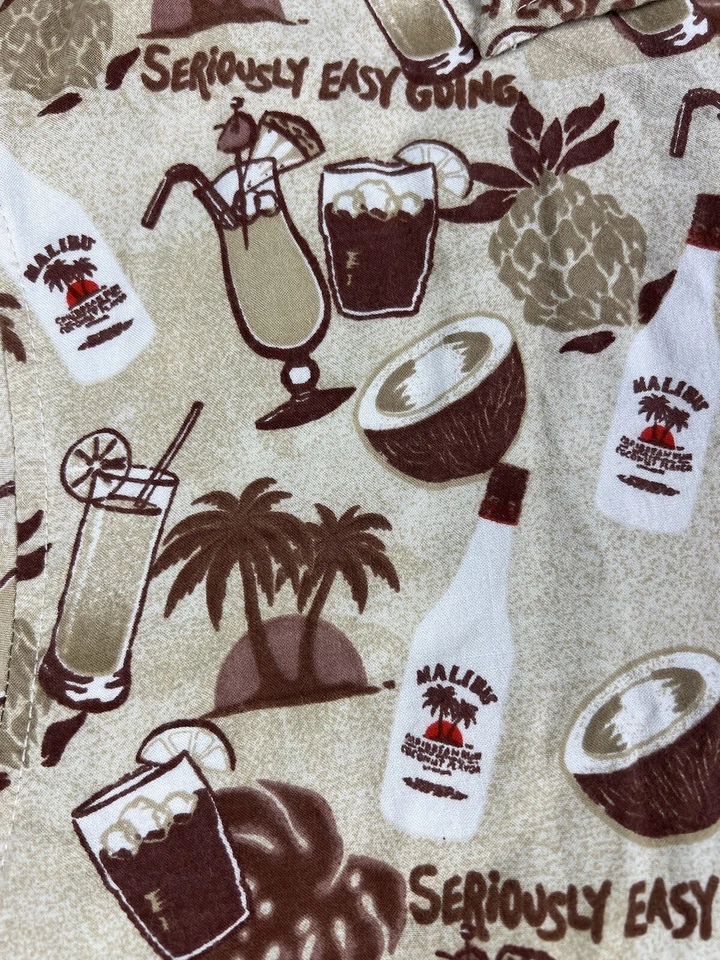 CAMISA MASCULINA MALIBU RUM BOTÃO PARA BAIXO SERIAMENTE FÁCIL DE IR MASCULINA GRANDE RAYON HAVAIANO - Imagem 3 de 4