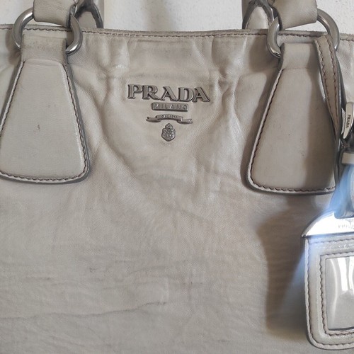 Handtasche Leder Handbag Prada gebraucht italienische Marke