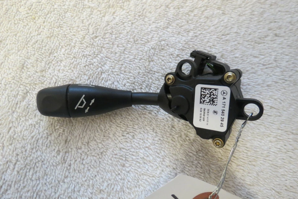 06 2006 Mercedes CLS500 Steering Column Tilt Switch A1715402945 OEM 3382W - Image 3 of 4